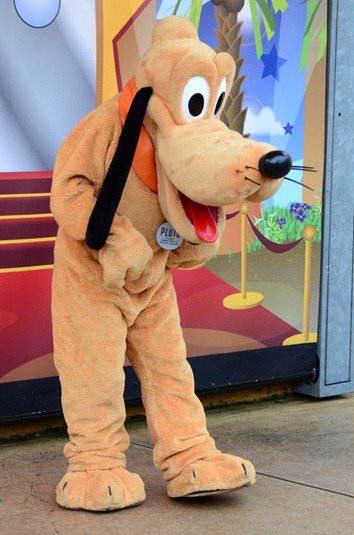 [Disney-Saturday-478.jpg]