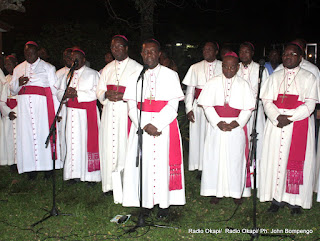 Des évêques congolais membres de la Cenco le 23/6/2011 au centre Nganda à Kinshasa. Radio Okapi/ Ph. John Bompengo