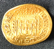 [300-yr-old-gold-coin4.jpg]
