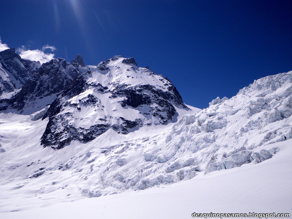 [Descenso-del-Valle-Blanco-esquiando-%255B13%255D.jpg]