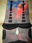 Matching Nike Basketball Elite Socks for LeBron 9 Miami Vice nike basketball elite lebron socks galaxy 2 03 Matching Nike Basketball Elite Socks for LeBron 9 Miami Vice