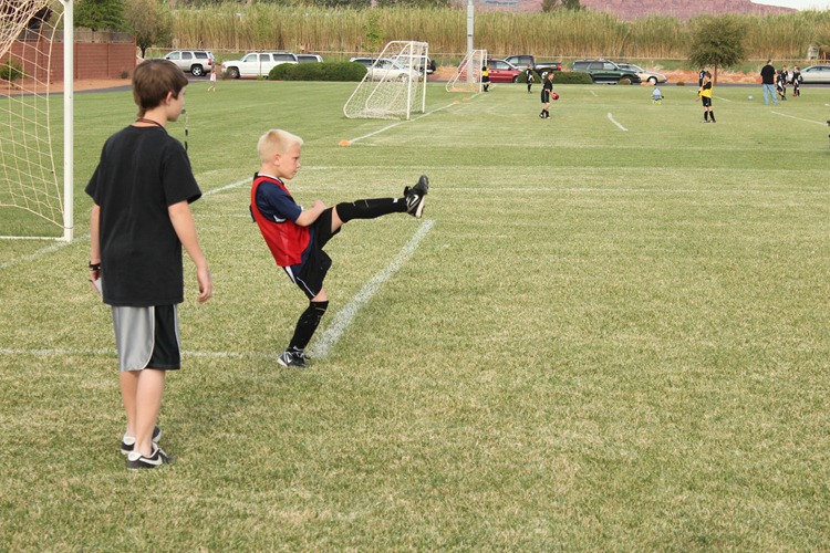 [a%2520kick%25201%2520%25282%2529%255B4%255D.jpg]