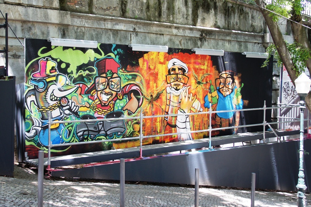 [20%2520.%2520lisboa%2520-%2520grafit%255B8%255D.jpg]