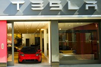 Tesla-Dealership-2 Tesla-Dealership-2
