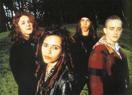 [4-non-blondes---Whats-up6.jpg]