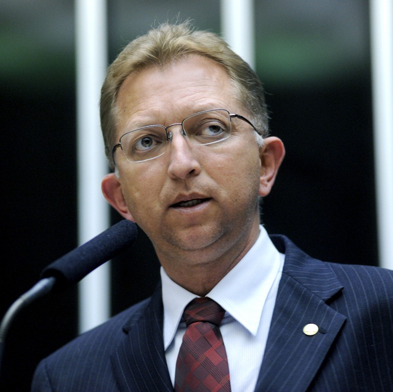 [deputado%2520Jo%25C3%25A3o%2520Campos%255B3%255D.jpg]