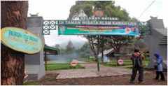Salah satu obyek wisata di Kabupaten Banyuwangi. Pintu masuk kawasan wisata Kawah Ijen di Banyuwangi. 