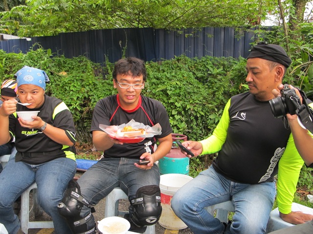 [IMG_28562.jpg]