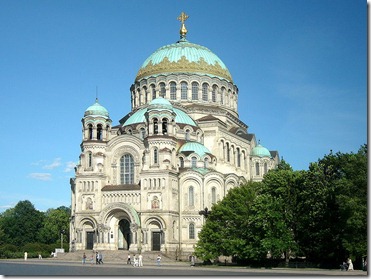 800px-Kronstadt_Naval_Cathedral