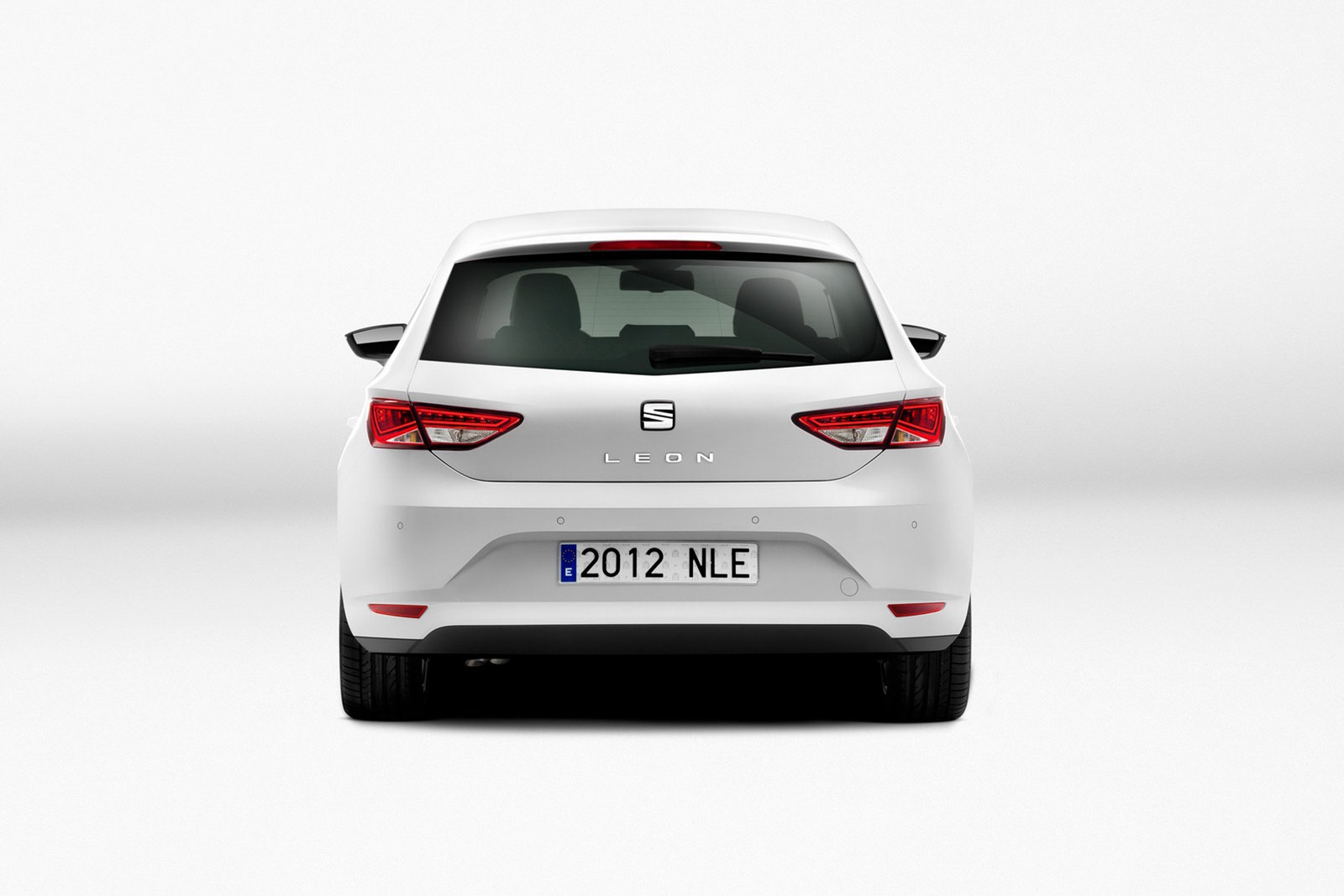 [2013-Seat-Leon-11%255B2%255D.jpg]