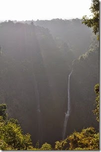 Laos Bolaven Plateau Tour Tad Fane waterfall 140208_0032