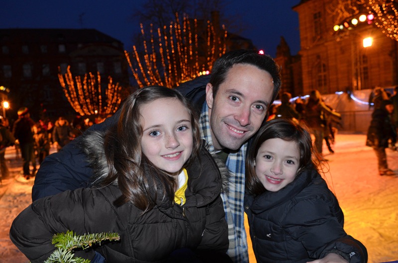 [France%2520outing23%2520Dad%2520Megan%2520Emily%255B3%255D.jpg]