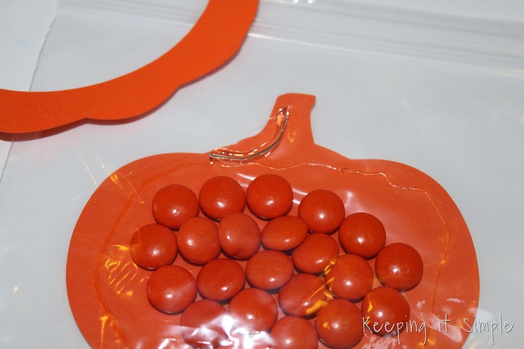 [Easy%2520Thanksgiving%2520Candy%2520Pouches%2520%25286%2529%255B3%255D.jpg]