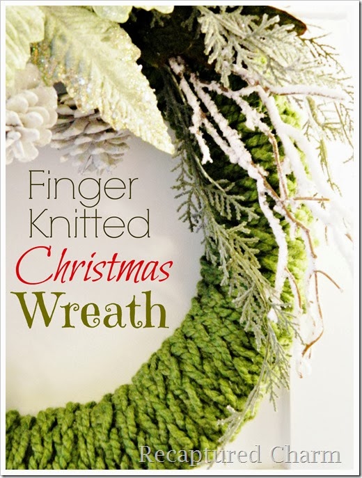 Finger Knitted Christmas Wreath | Recaptured Charm #christmas #wreath