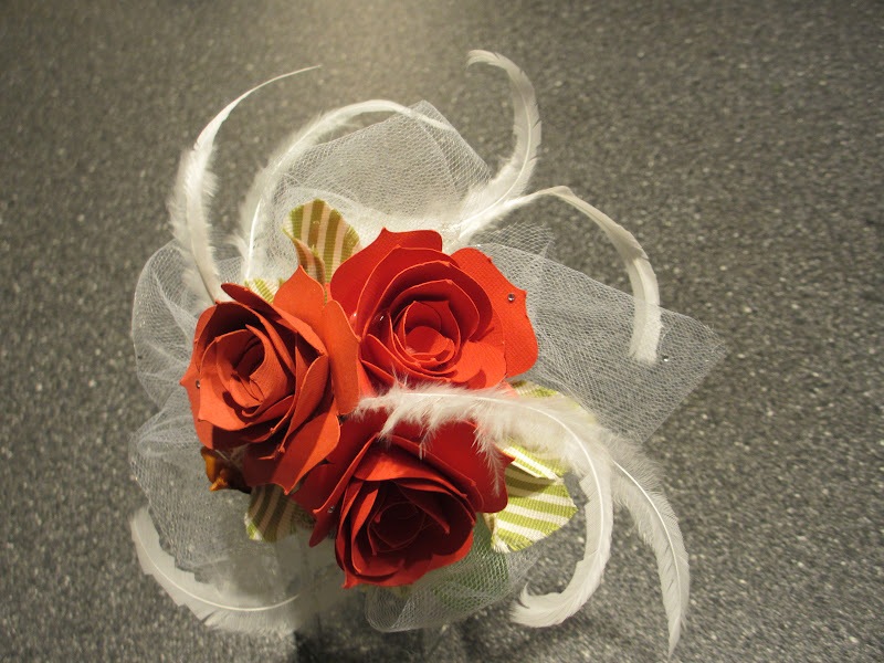 [Buzz%2527s%2520Kentucky%2520Derby%2520party%252005-05-12%2520033%255B5%255D.jpg]