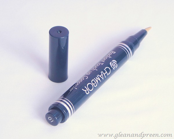 [Chambor%2520Radiant%2520Touch%2520Up%2520Concealer%2520Review%2520%25282%2529%255B2%255D.jpg]