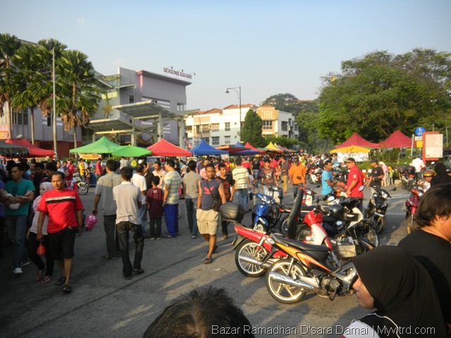 [Bazar%2520Ramadhan%2520Damansara%2520Damai%25201%255B5%255D.jpg]