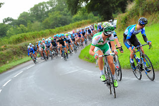 The early break is reeled back in by the peloton