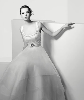 Modelo Veneto - Vestidos de novia Avance Manuel Mota 2009