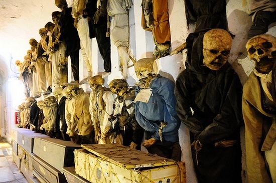 [Capuchin-Catacombs-of-Palermo-9%255B2%255D.jpg]