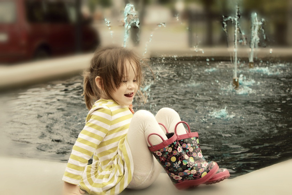 [fountain6.jpg]