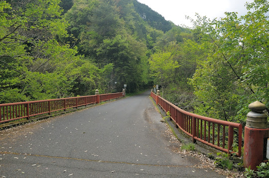 竜鎮橋