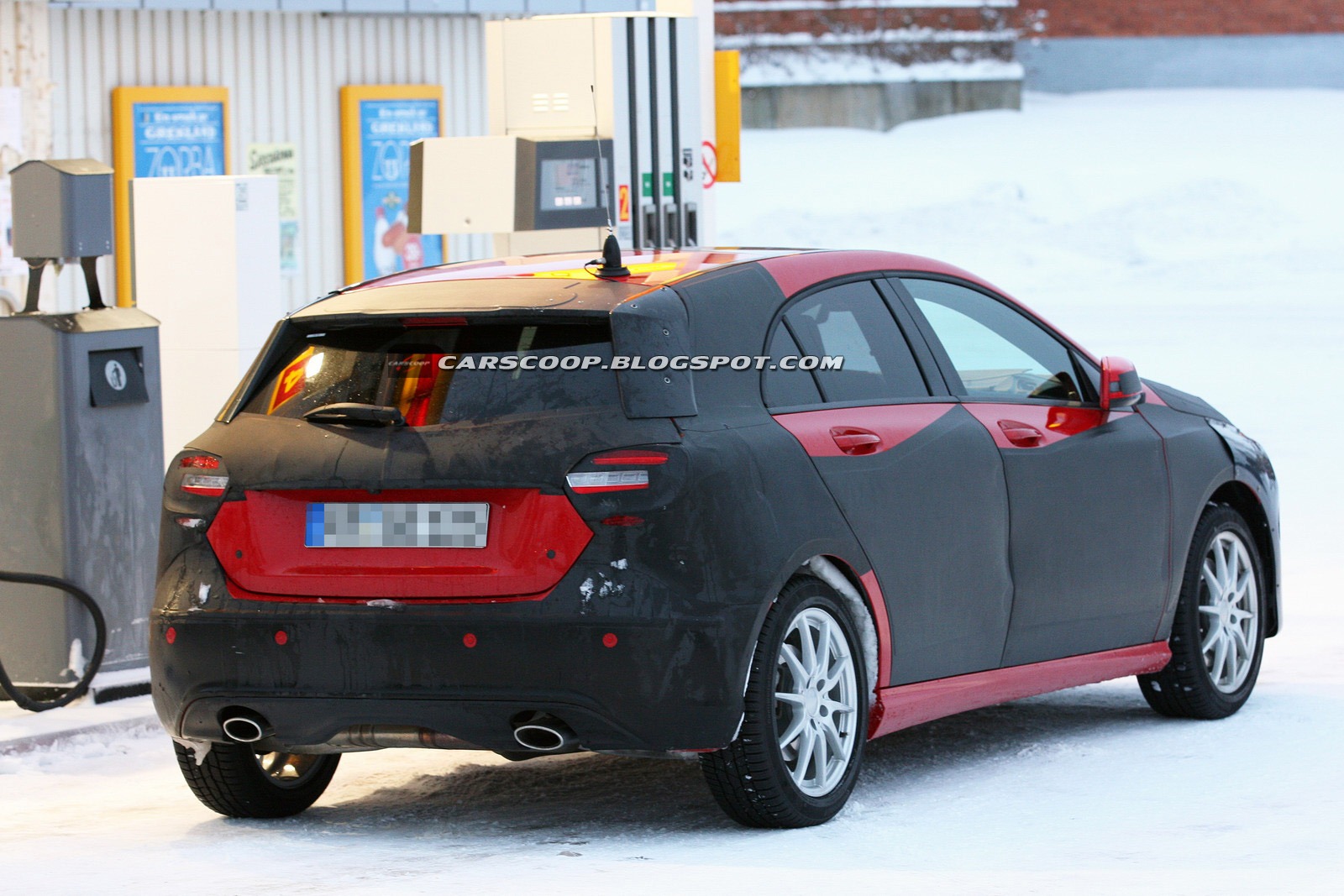 [2012-Mercedes-A-Class-9%255B3%255D.jpg]
