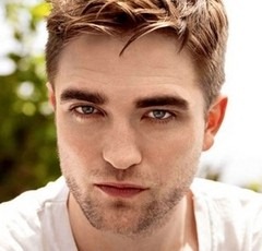 Robert Pattinson és Carey Mulligan elrabolják a város leggazdagabb emberét