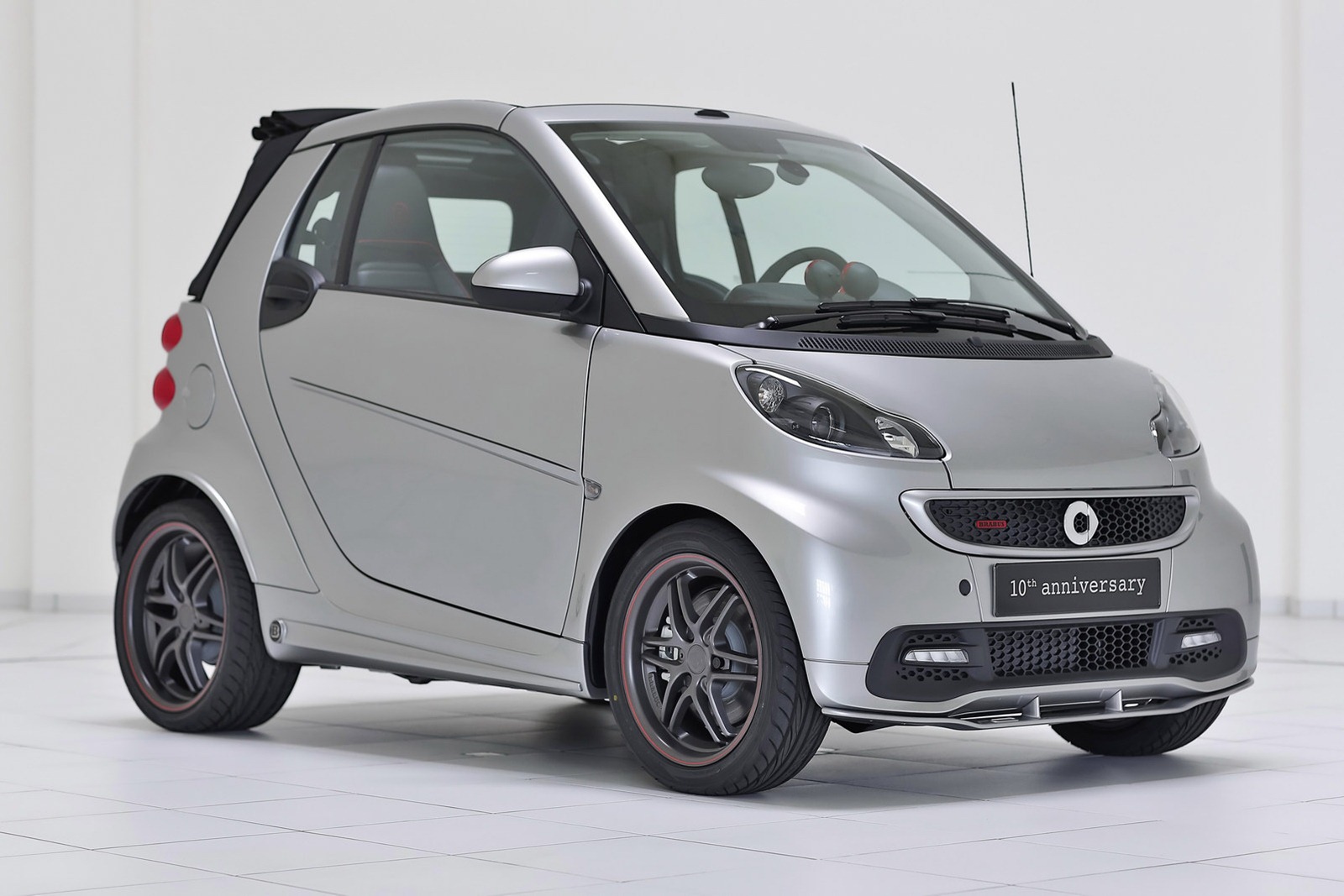 [Smart-Brabus-ForTwo-10th%253D2%255B5%255D.jpg]