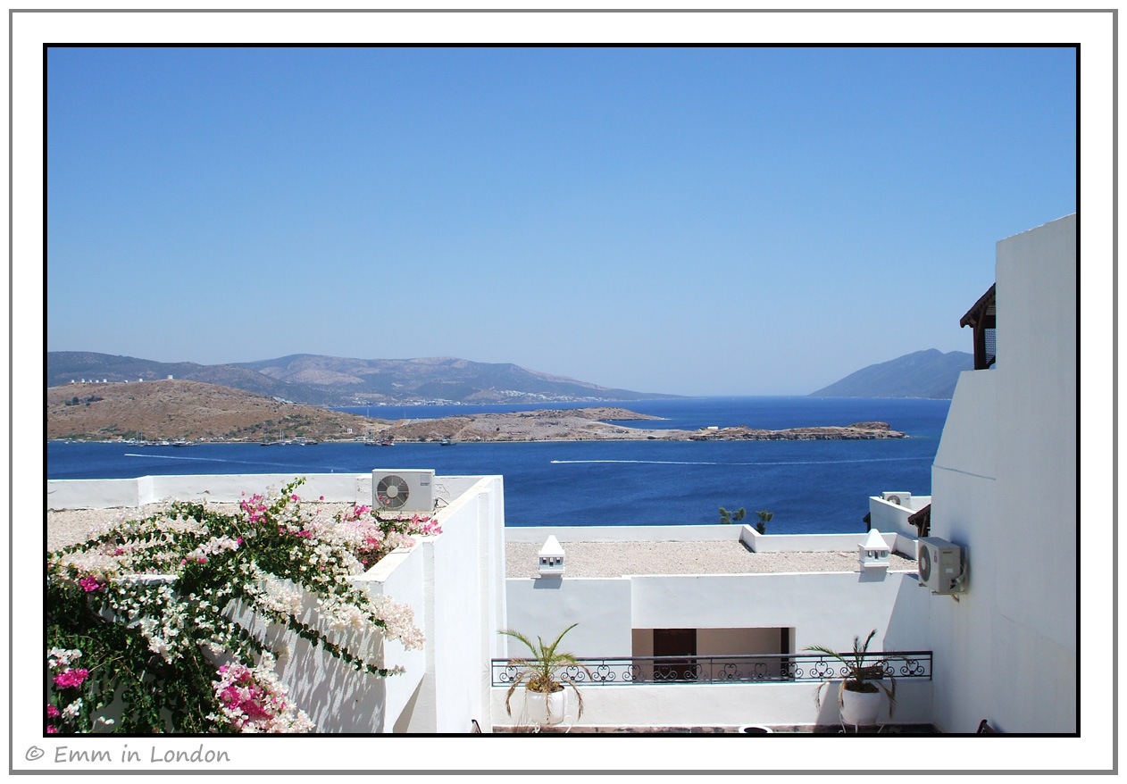[The%2520Aegean%2520Sea%2520from%2520Grand%2520Newport%2520Hotel%255B3%255D.jpg]