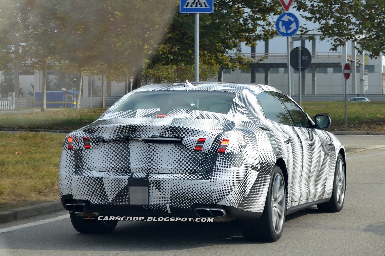 [2014-Maserati-Quattroporte-Saloon-3%255B3%255D.jpg]