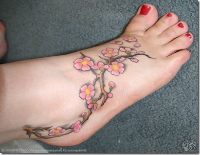 tatuaje fete - picior