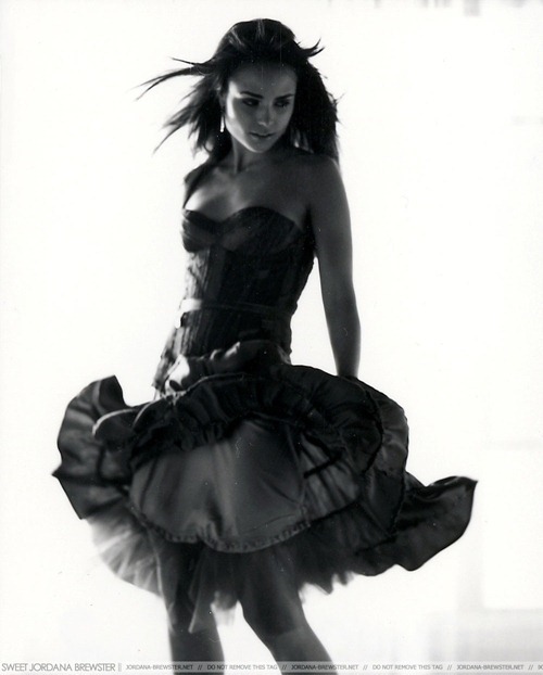 jordana brewster linda sensual photoshoot desbaratinando (46) jordana brewster linda sensual photoshoot desbaratinando (46)