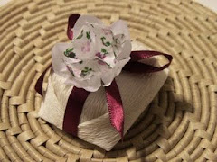 Álbum de fotos de Flor para Bem casados da Arte em Forminhas, de Patricia Caetano, que cuida da produção artesanal de formas de tecido para doces (forminhas), criando peças personalizadas que conferem um charme todos especial à decoração. Também faz porta-guardanapo. Album (digital) de fotos de Flor para Bem casados da Arte em Forminhas, de Patricia Caetano, que cuida da produção artesanal de formas de tecido para doces (forminhas), criando peças personalizadas que conferem um charme todos especial à decoração. Também faz porta-guardanapo. forminhas porta guardanapo doces para guardanapos docinhos de decorados tecido doce papel fazer embalagens forma individual pano forminha
