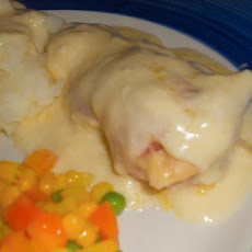 Bacon Wrapped Chicken With Sour Cream Sauce