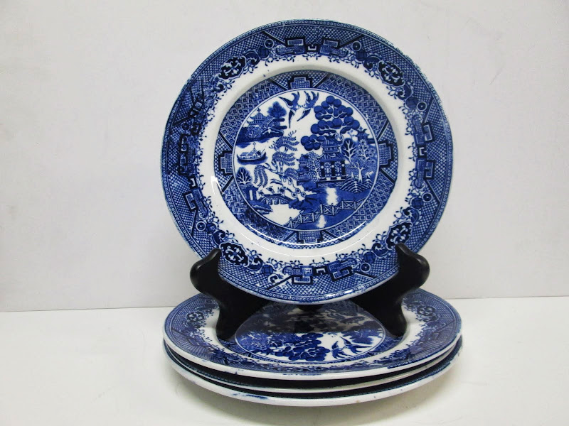 Celebrate Plate Set