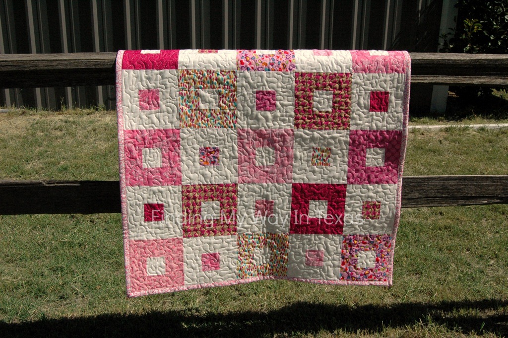[pink_square_baby_quilt%255B4%255D.jpg]