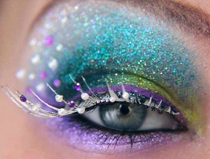 Glitter and Shimmer Eyeshadow Tutorial Fashion 2D
