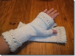SR Reading Mitts (3) SR Reading Mitts (3)