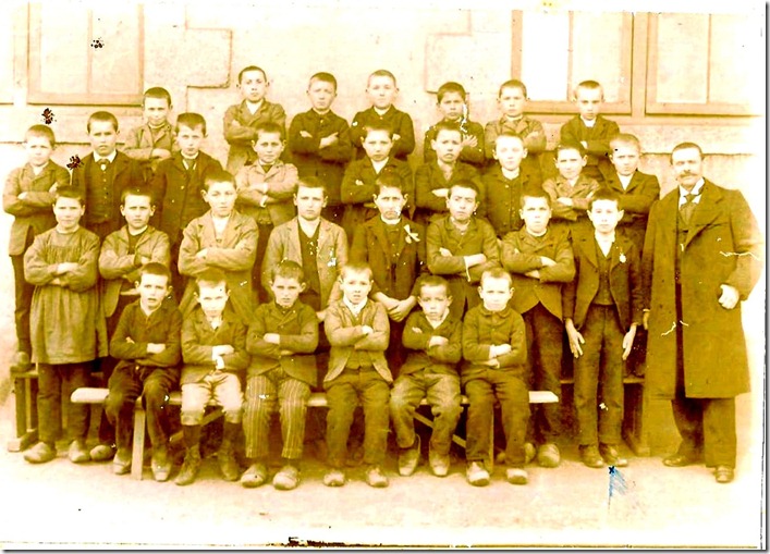 1898 Ecole garçons treillières avec Francis Garin, instituteur 1898 Ecole garçons treillières avec Francis Garin, instituteur