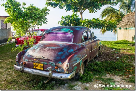 Carros em Playa Larga, Cuba