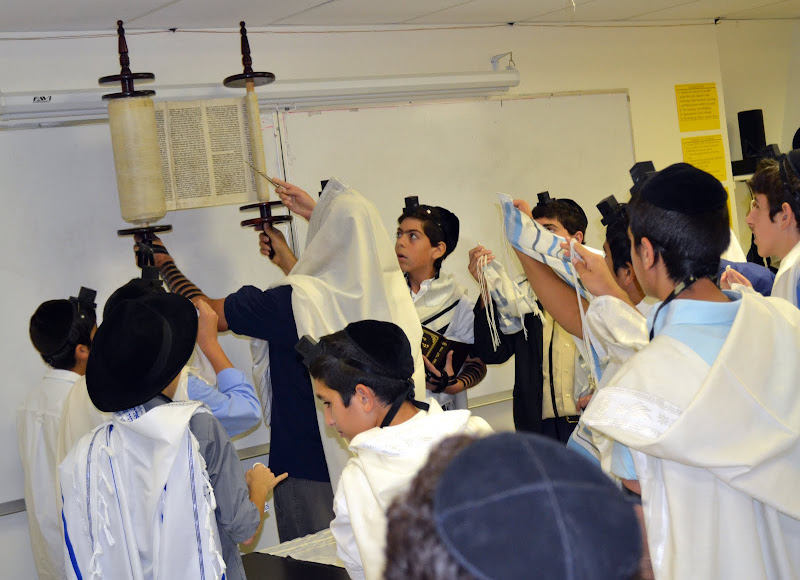 sephardi minyan