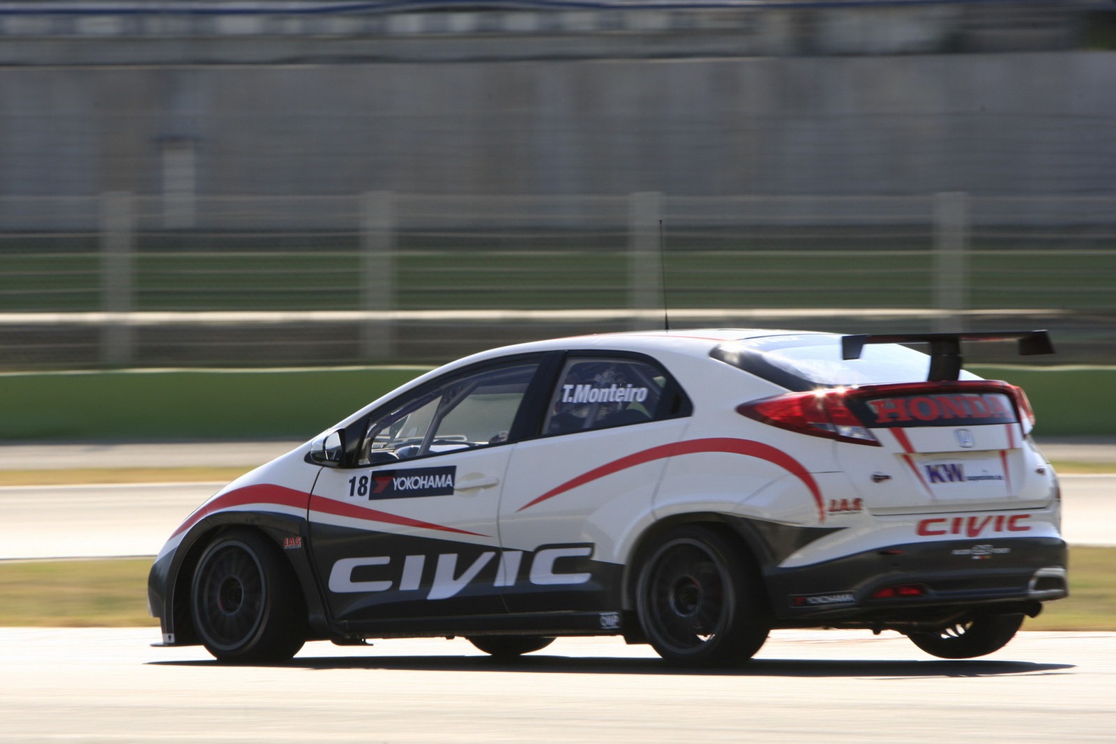 [Honda-Racing-Civic-2012-7%255B2%255D.jpg]