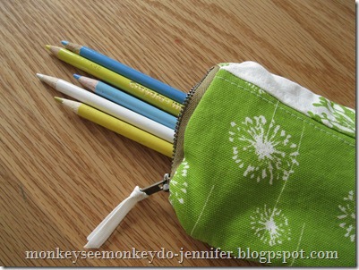 pencil case tutorial with scraps