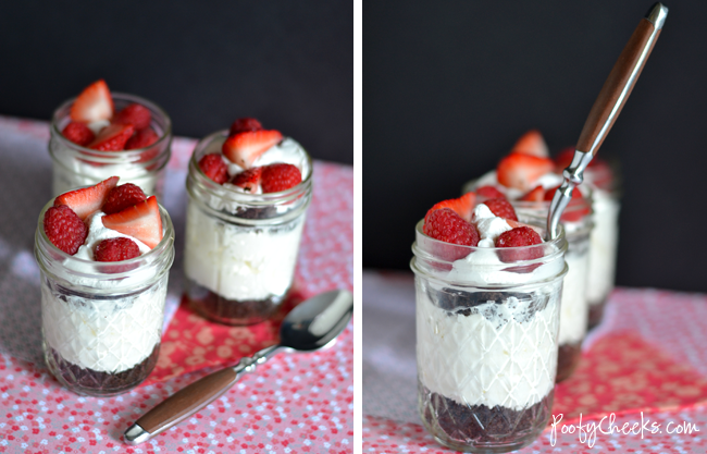 No-Bake Cheesecake with berries and chocolate crust - an easy dessert recipe