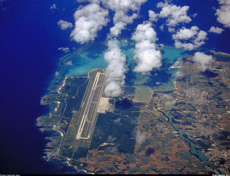  فقط في اليابان مطار وسط المياه Kansai-int-airport-4%25255B2%25255D