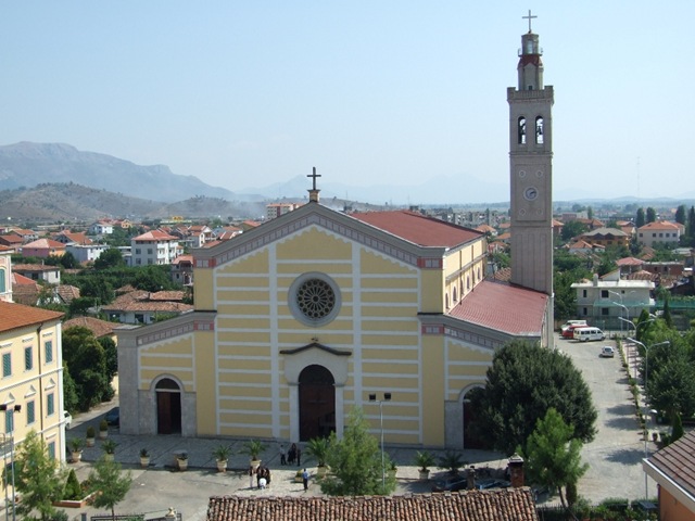 [St_Stephens_Catholic_Cathedral-Shkoder-Albania%255B3%255D.jpg]
