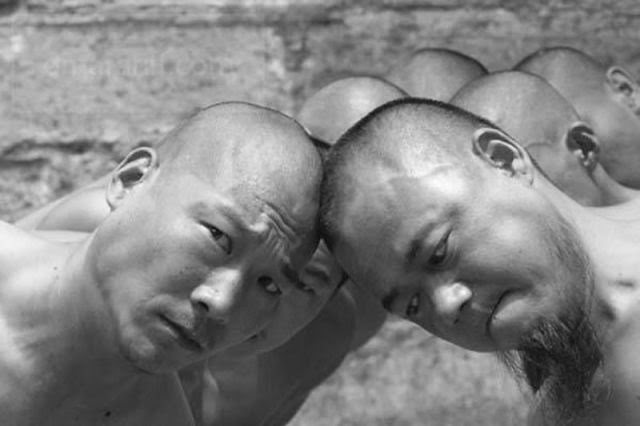 [shaolin-monks-training-016%255B2%255D.jpg]