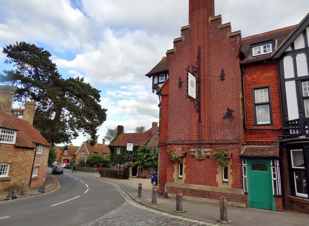 [DSC00472-1200x8785.jpg]