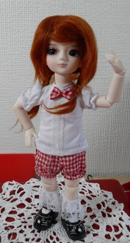 [Kiera%2520with%2520new%2520hair%2520and%2520outfit%2520March13%255B4%255D.jpg]